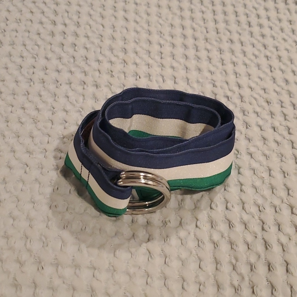 Vineyard Vines striped D ring belt size S